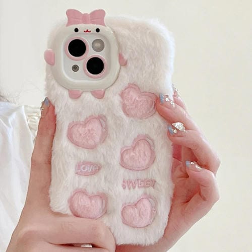Funda TPU para iPhone 14 con Bordado de Felpa Corazón (Rosa Beige)