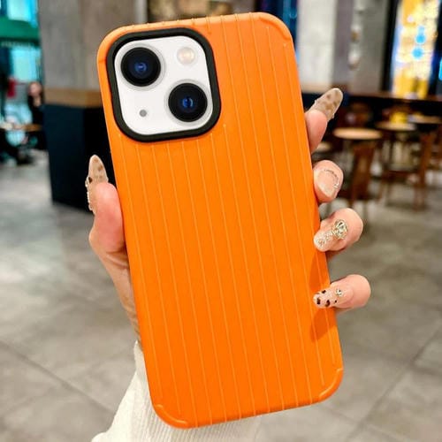 Funda MagSafe de cobertura total para iPhone 13 con diseño inspirado en equipaje (amarilla)