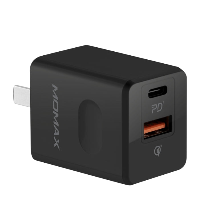 Momax UM16 20W PD + QC3.0 Fast Charging Travel Charger Power Adapter (Black)
