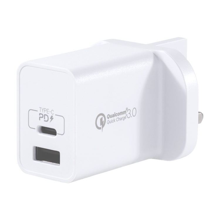 Momax UM13 PD + QC3.0 20W Type-C / USB-C + USB Chargeur de voyage à charge rapide Adaptateur secteur Prise britannique (Blanc)