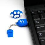 Disco Flash USB 2.0 Silicona Forma Pata de Oso 4Gb con Tapa Antipolvo (Azul) - Imagen 4