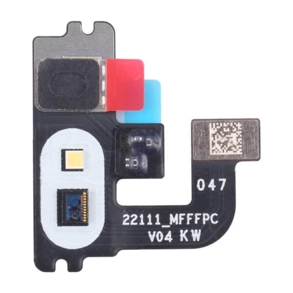 Sensor de huellas para móvil con componentes electrónicos y chip de seguridad.